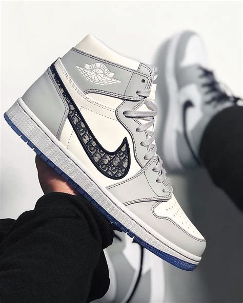 dior x jordan 1 raffle|jordan 1 dior low price.